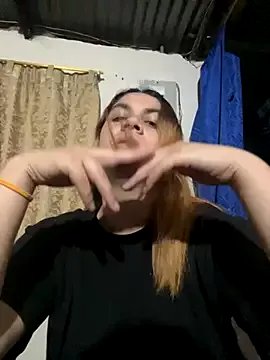 roldanmary on StripChat