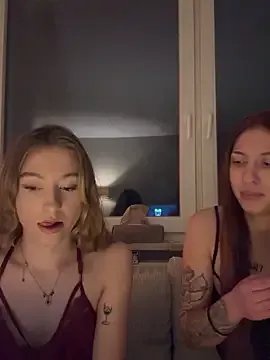 romyxxs — Twerk with dildo inside..