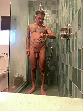 Offline RoodoggXL on StripChat