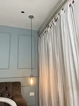 Rose_monroee on StripChat