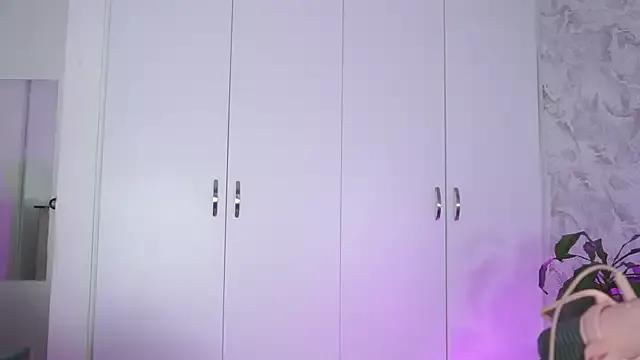 roselinedior on StripChat