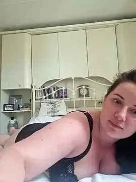 Offline RosieMilff on StripChat