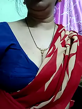 Offline Rosy-B on StripChat