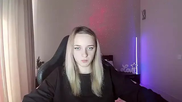 RouseReed on StripChat