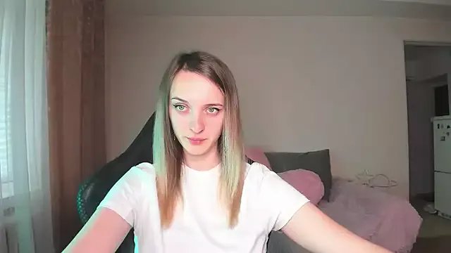 RouseReed on StripChat