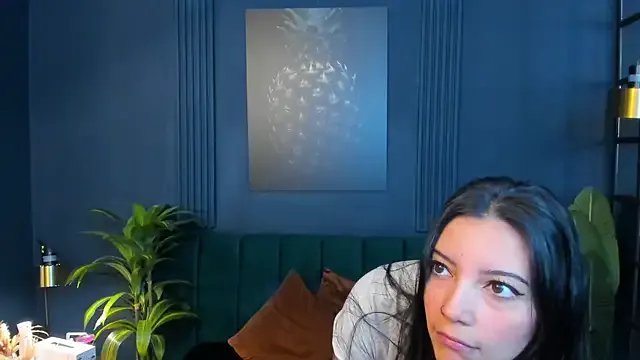 roxy_hell on StripChat