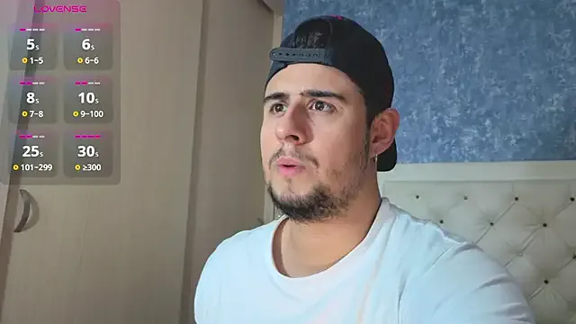 Offline ryan_evanss on StripChat