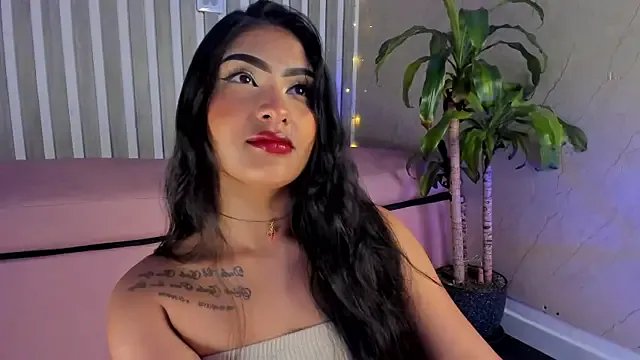 sabrinahimss on StripChat