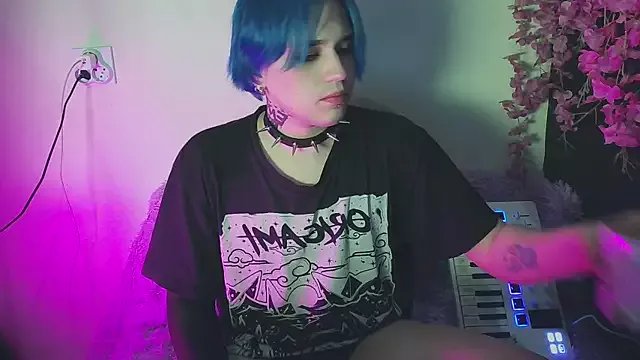 sademobeer on StripChat