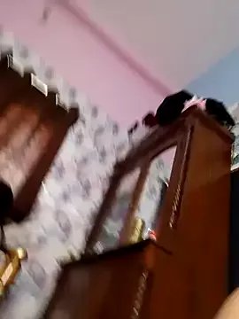 Saharaa on StripChat