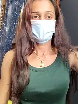 Saharaa on StripChat