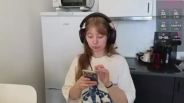 Sakura_Moore on StripChat