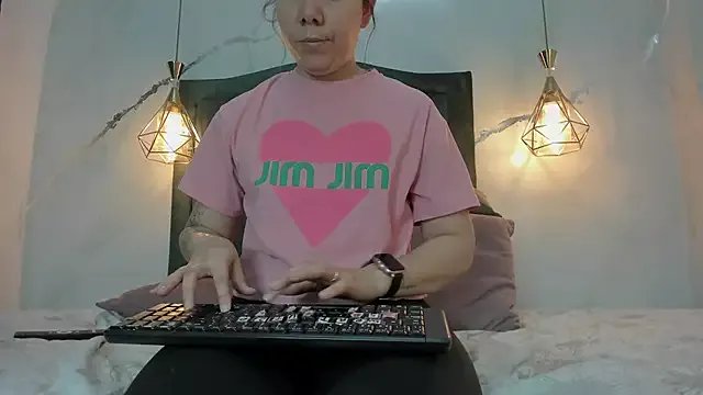 SakuraLee_ on StripChat