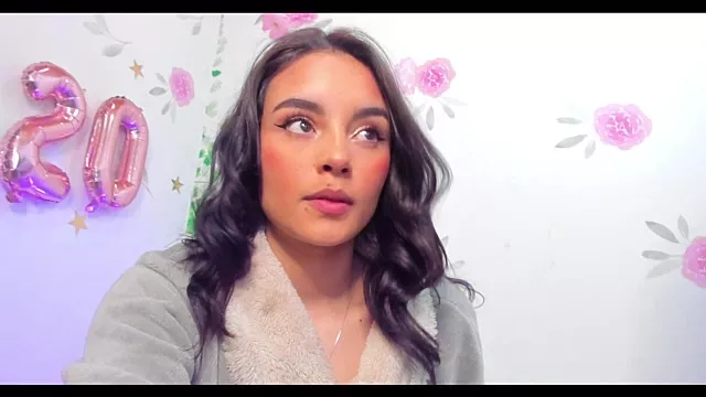 Offline salome_polaniiee on StripChat