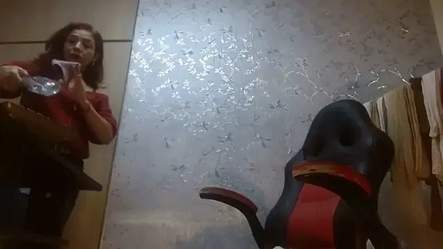 Samantabrown_ on StripChat