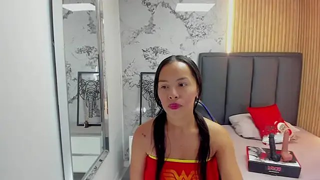 SAMANTHABENET on StripChat