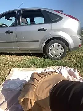 Offline Samira-Summer on StripChat