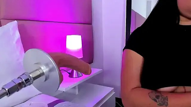 SammyMorales on StripChat