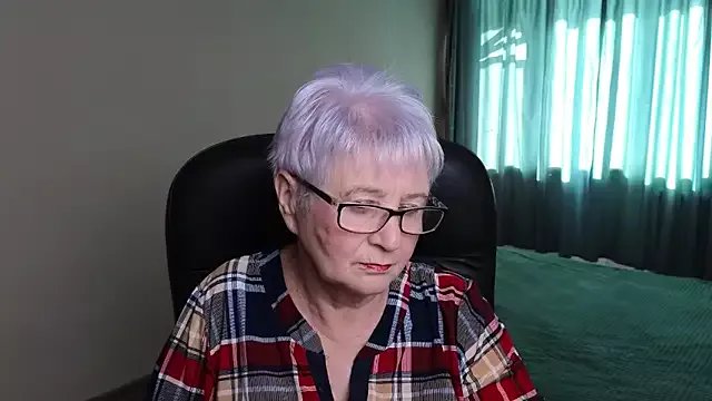 Sandra_Snowflake on StripChat