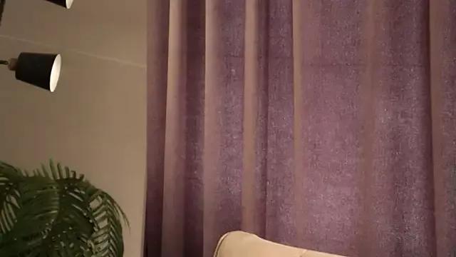 Sandy-the-Squirrel on StripChat