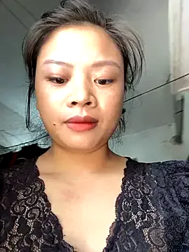 Freechat sara-xx on StripChat