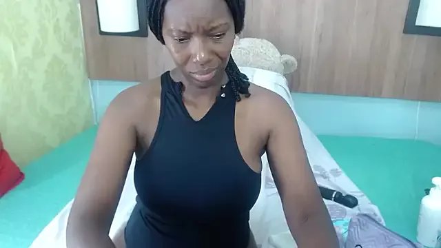 Sara_Marks on StripChat