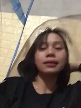 Sarahkiu on StripChat