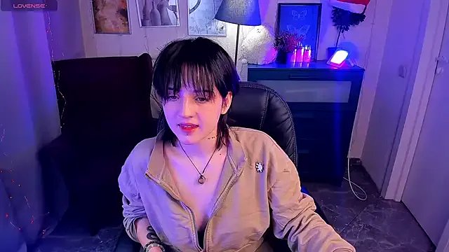 SarahShelby on StripChat