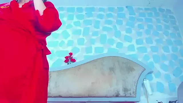 Offline sarita_rouzze on StripChat