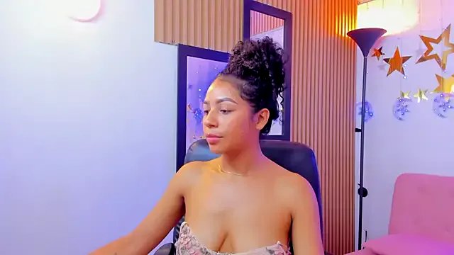 Sasha_rd on StripChat