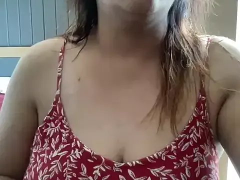 sassypooja on StripChat
