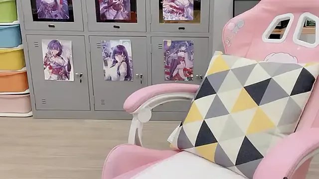 Sayuri_Satou on StripChat