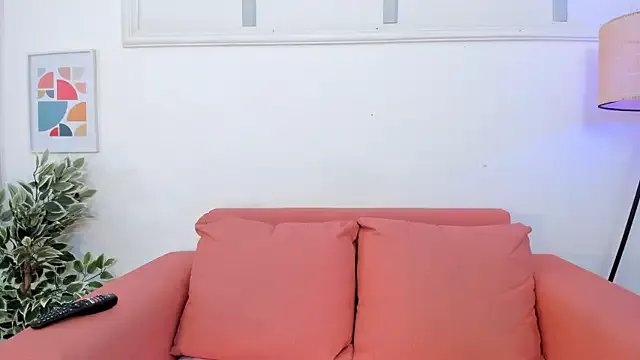 scarletross_ on StripChat