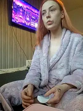 Scottishzara — 360 spin in thong and boobs out