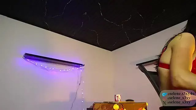 selene_s3x on StripChat