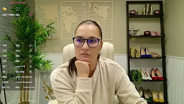 SelineSole on StripChat