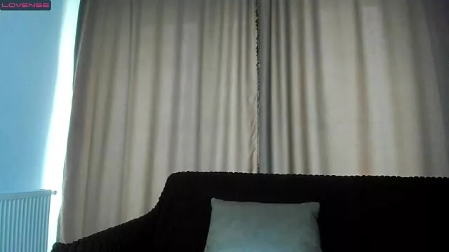 Offline seloriya on StripChat