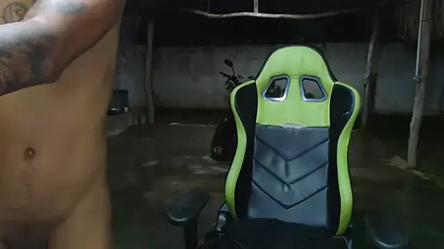 sensualduo on StripChat