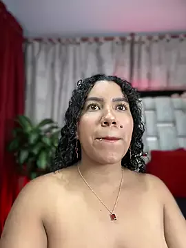 serena_willow on StripChat 