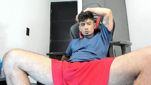 Private sergiio_mesa27 on StripChat