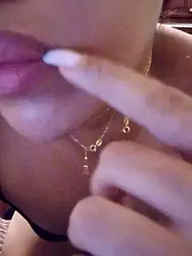 Sexlove1xo on StripChat