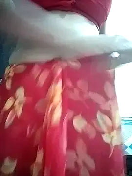 Offline sexxyradha on StripChat