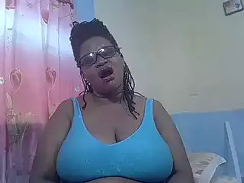 sexy_bigboobss on StripChat