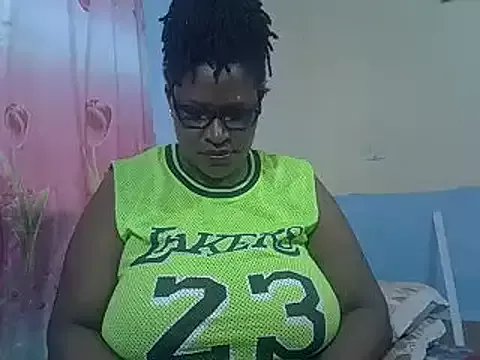 sexy_bigboobss on StripChat