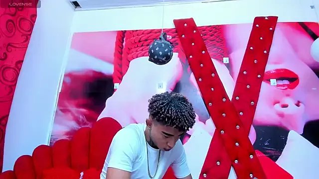 sexy_blacks_ on StripChat