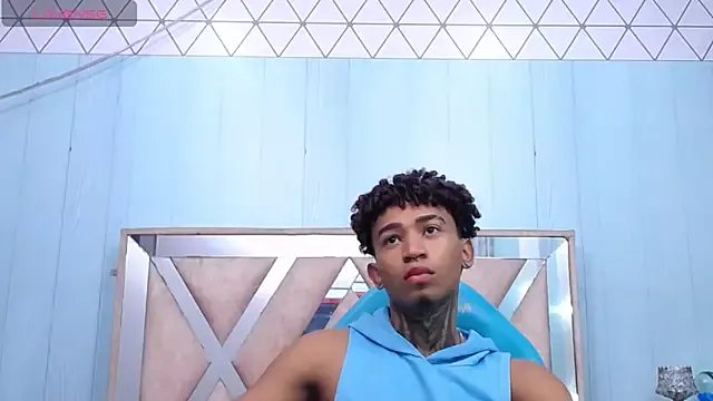 sexy_blacks_ on StripChat