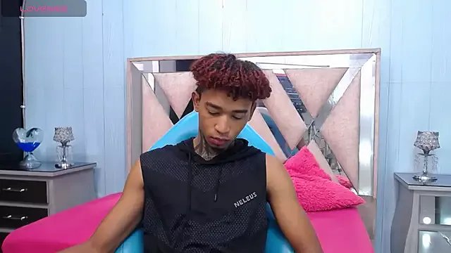 sexy_blacks_ on StripChat