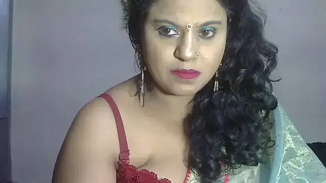 Offline Sexy_komolika on StripChat