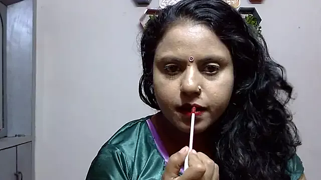 Offline Sexy_komolika on StripChat