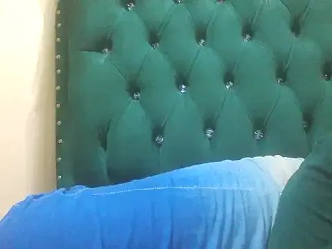 Sexy_Riri on StripChat